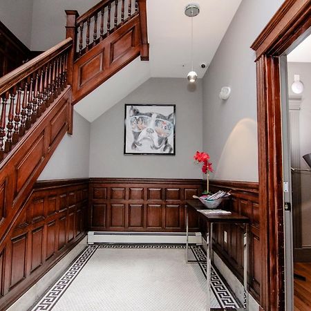 A Stylish Stay W/ A Queen Bed, Heated Floors.. #14 Brookline Luaran gambar