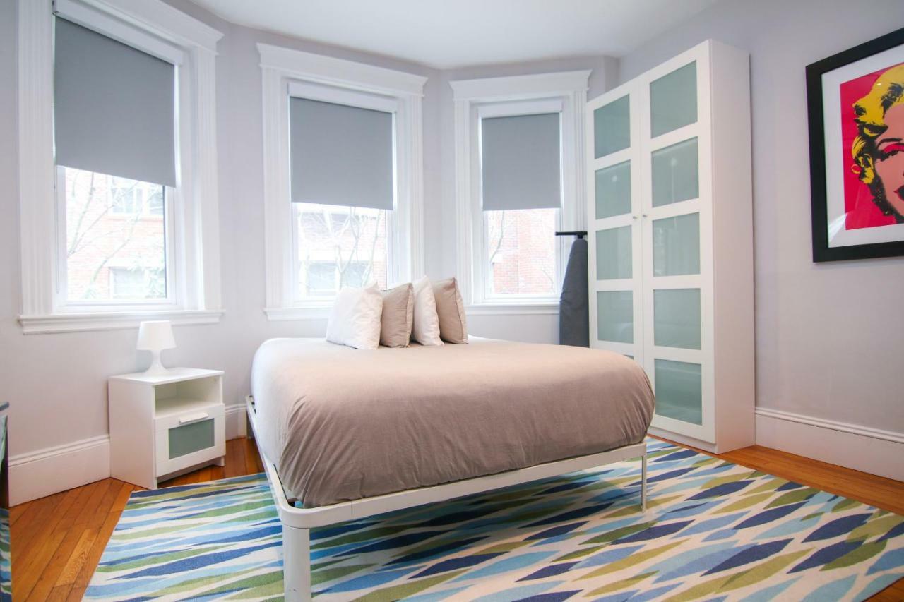 A Stylish Stay W/ A Queen Bed, Heated Floors.. #14 Brookline Luaran gambar